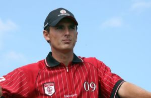 查理斯-豪威尔三世 (Charles Howell III)