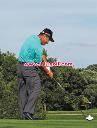 崔京周挥杆实态