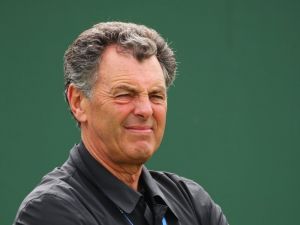 伯纳德-加拉切尔(Bernard Gallacher)