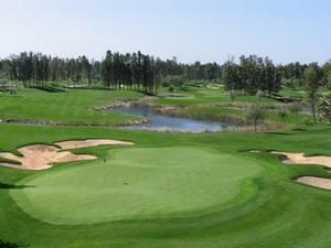 美兰湖高尔夫俱乐部