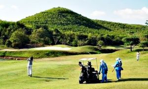 珊瑚河高尔夫球场